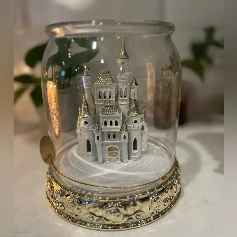 Bath & Bodyworks x Disney Cinderella’s Castle Gold Light Up Candle Holder